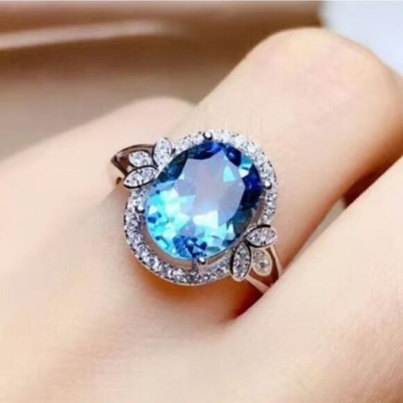 Oval Cut Blue Halo Sapphire Ring  Clear White Baguette Diamonds on 925 Silver - Picture 3 of 3